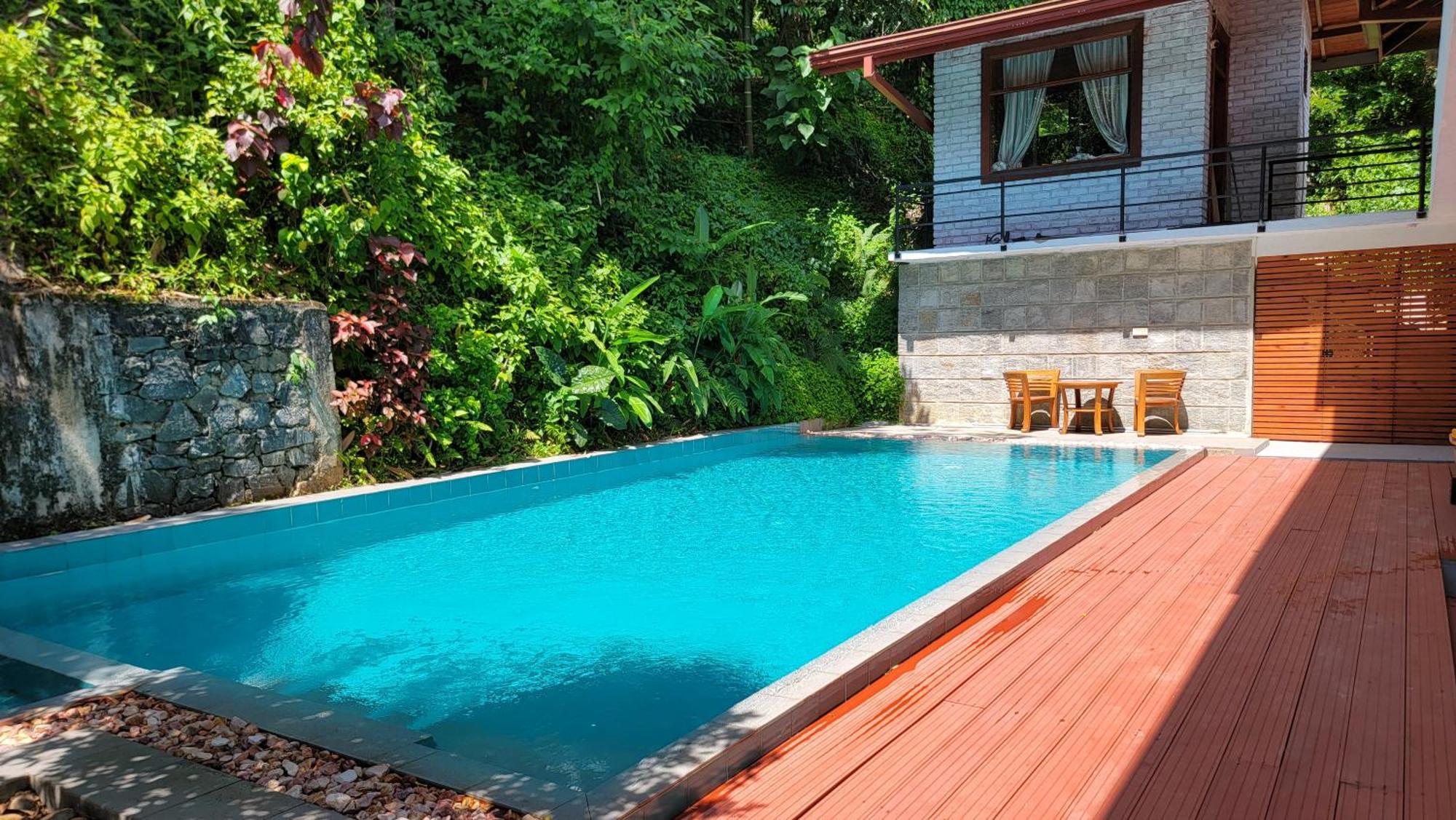 Pinnacle Of Everything Kandy Bagian luar foto